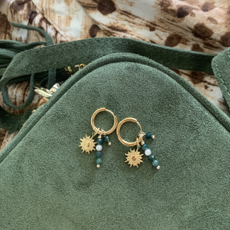 boucles d’oreilles créoles dorées pierres vert canard charme soleil