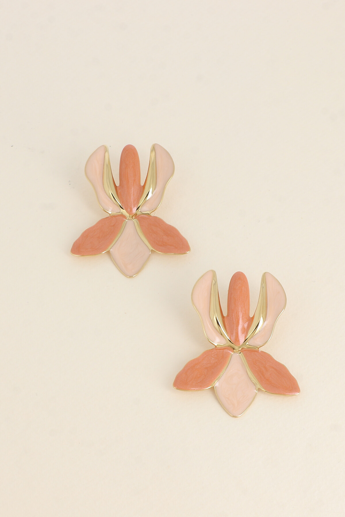 boucles d’oreilles florales émaillées orange et pêche