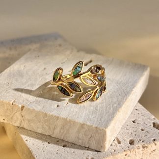 Bague ajustable dorée en acier inoxydable en forme de feuilles avec nacre irisée
