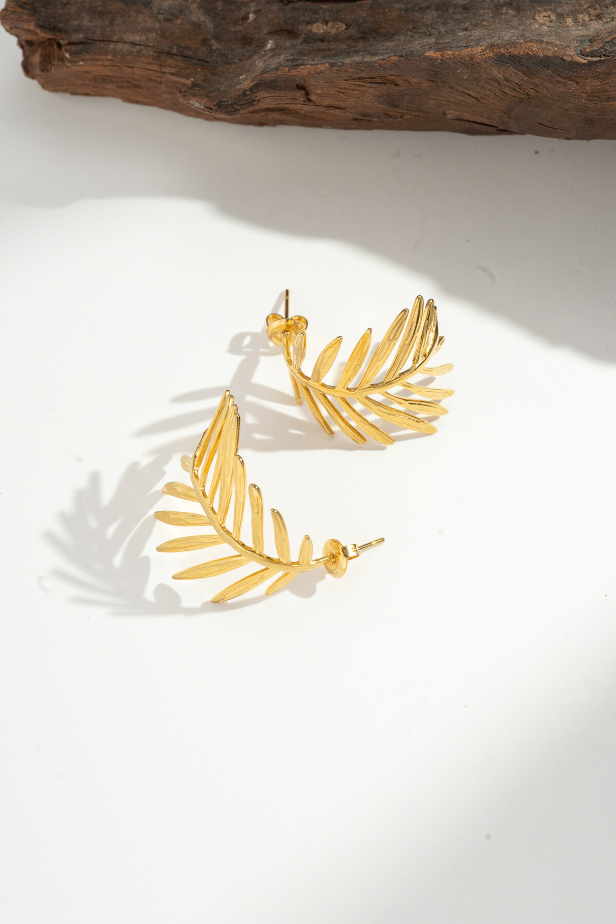 Boucles d’oreilles feuille dorées en acier inoxydable style bohème