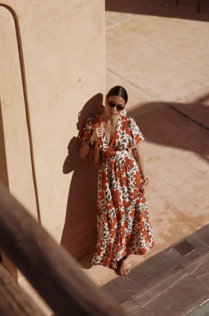 robe longue bohème femme petite silhouette élégante