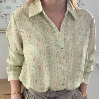 chemise fluide imprimée Séréna motifs délicats vert d’eau blouse bohème chic