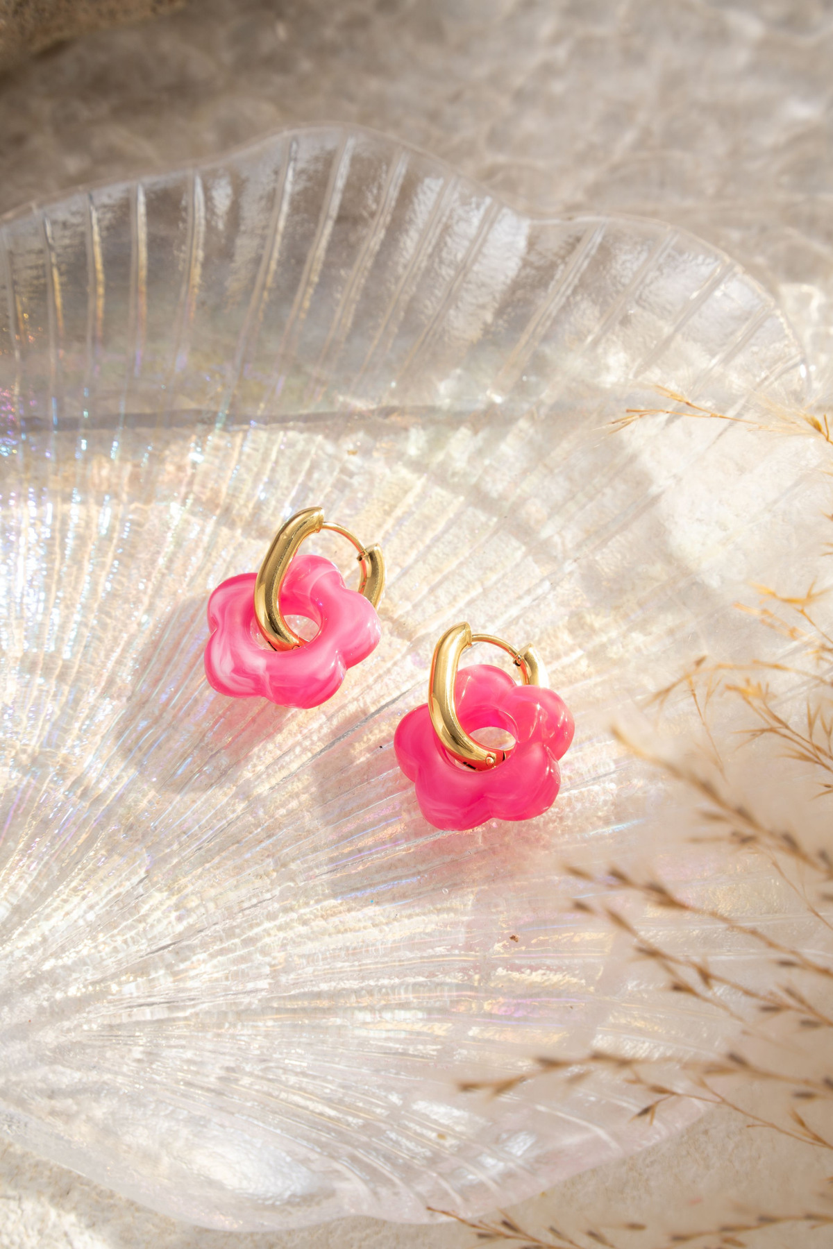 boucles oreilles fleur fuchsia bohème chic Wild Bloom