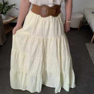 Jupe longue fluide Giuliana jaune pastel au style bohème chic et élégant
