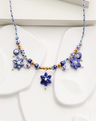 Collier Kalliope fleurs bleues bohème chic méditerranéen