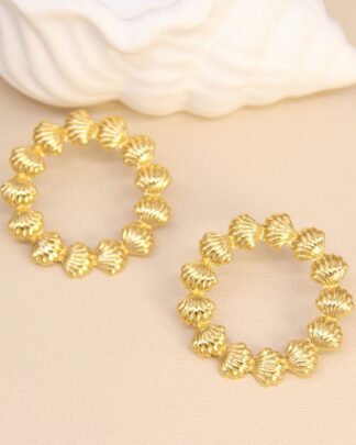 Boucles d'oreilles Calypso créoles coquillage dorées bohème chic